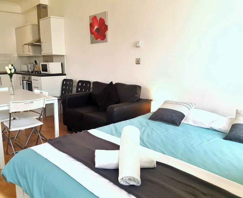 Excellent Studio Flat In Londyn Zewnętrze zdjęcie