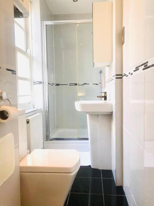 Excellent Studio Flat In Londyn Zewnętrze zdjęcie