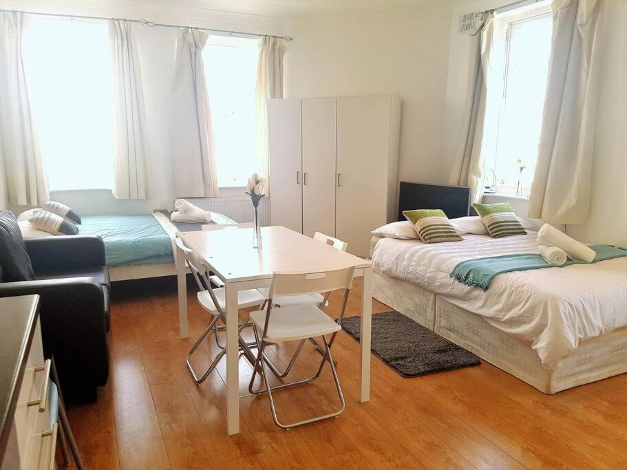 Excellent Studio Flat In Londyn Zewnętrze zdjęcie