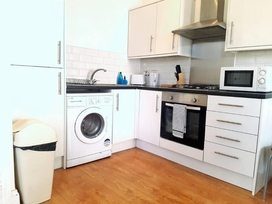 Excellent Studio Flat In Londyn Zewnętrze zdjęcie